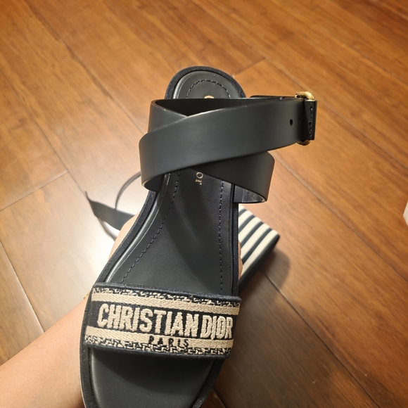 DiorWomen's Black Dway Wedge SandalBrandnew Size 35 - Picture 2 of 7